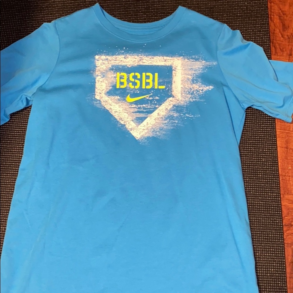 Nike T-Shirt